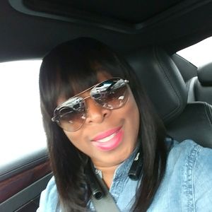 Meet your Posher, Aretha